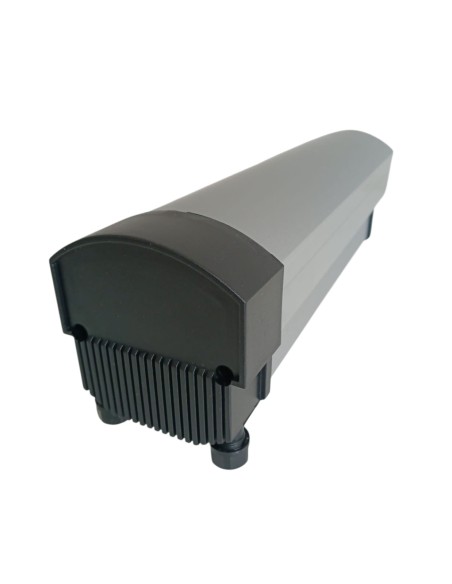 Caja de aluminio de 330 mm.